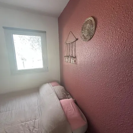 Spacious - Av De La Mediterranee - Air Conditioning - Wifi- Parking Apartment